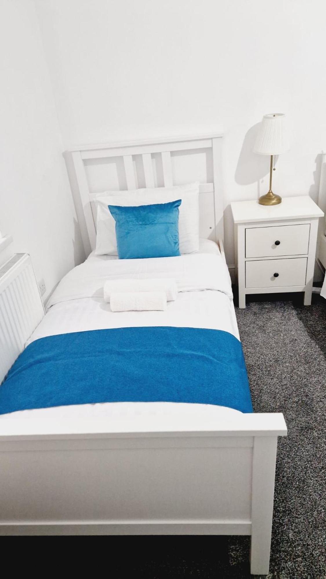 Leeds Kelso Apartment Bagian luar foto